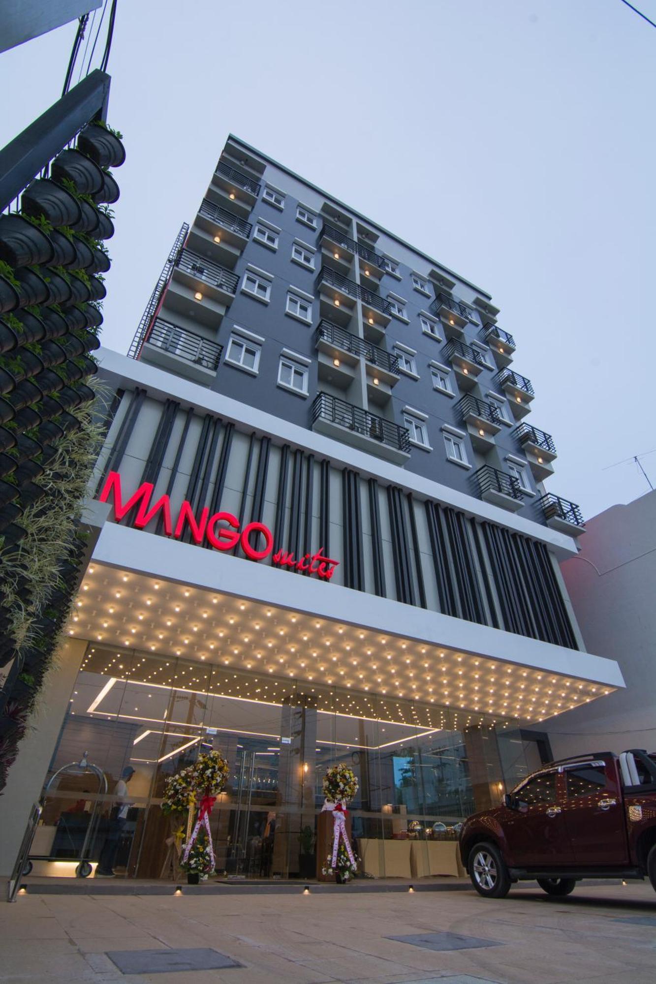 Mango Suites Cauayan Екстер'єр фото