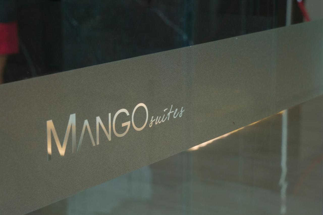 Mango Suites Cauayan Екстер'єр фото